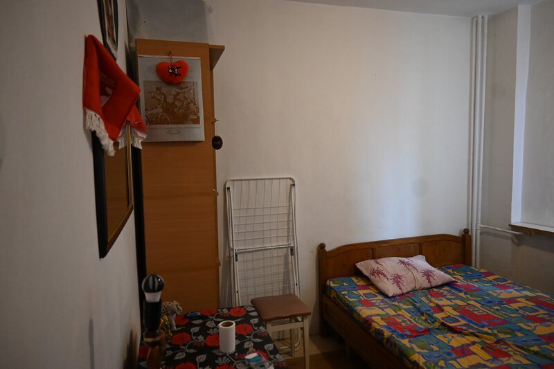 Piata Delfinului, ugent, proprietar,